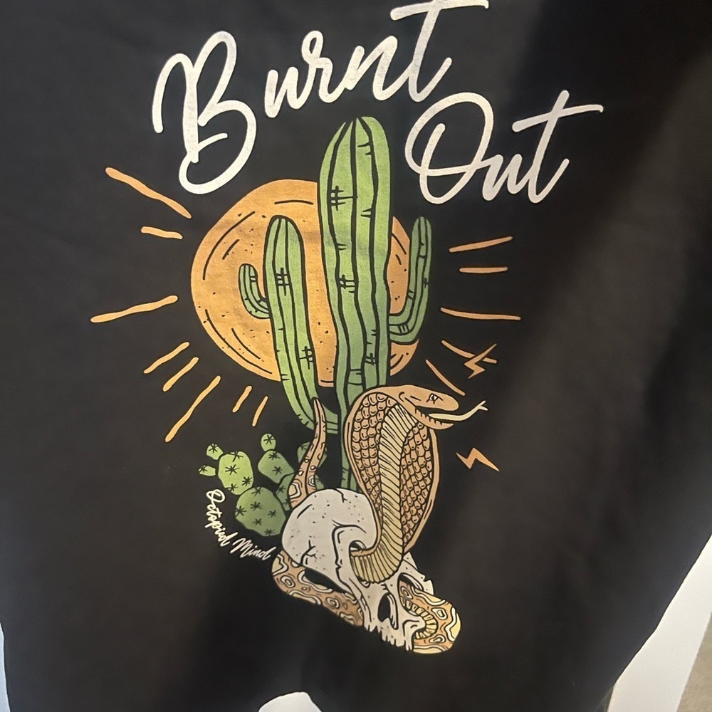 Octopied Mind Women’s Tee Shirt Size Large “Burnt Out” Design